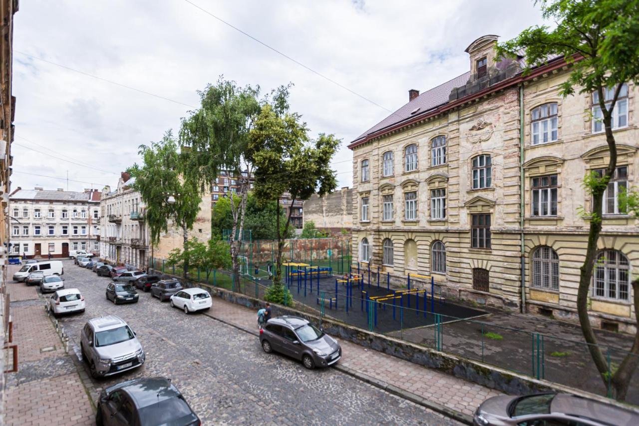 Сучасна Квартира У Львові Вулиця Дарії Гусяк 9 Exterior foto